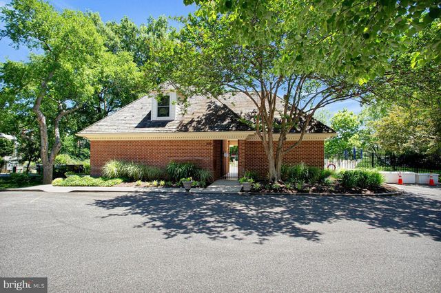 980 S RIVER LANDING RD, Edgewater, MD 21037