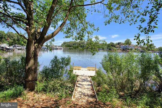 980 S RIVER LANDING RD, Edgewater, MD 21037