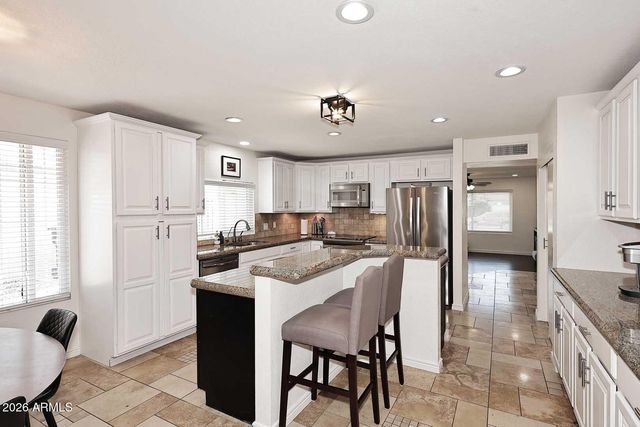 865 N ROOSEVELT Circle, Scottsdale, AZ 85257