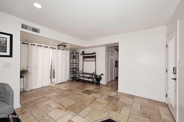 865 N ROOSEVELT Circle, Scottsdale, AZ 85257