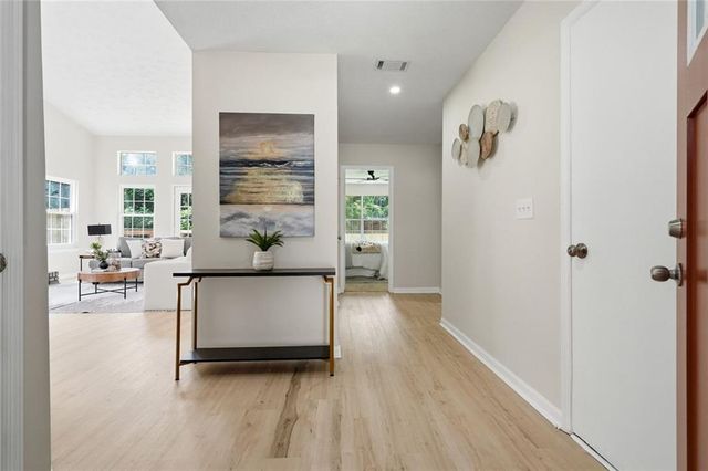 4483 Yorkdale Drive, Decatur, GA 30035