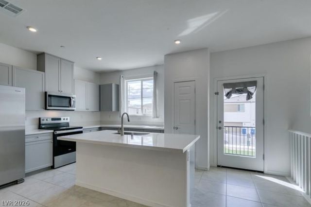 5639 Beguiling Falls Street, Las Vegas, NV 89148