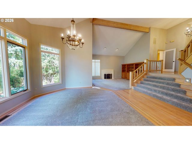 1912 SUNBURST Ter, West Linn, OR 97068