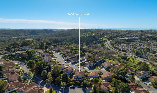 1684 Countryside Dr, Vista, CA 92081