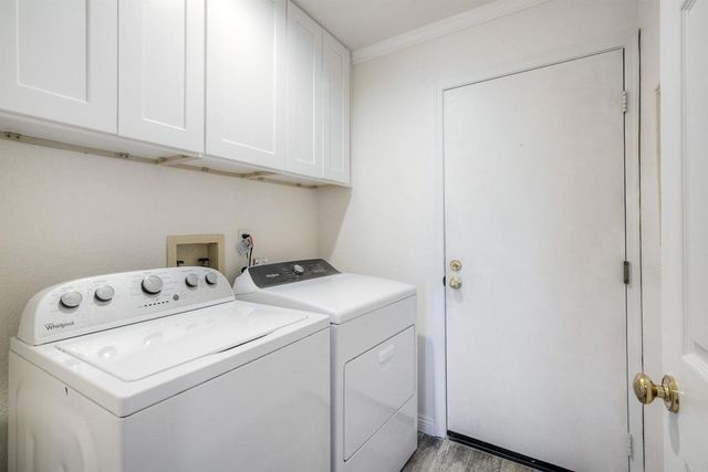 1684 Countryside Dr, Vista, CA 92081