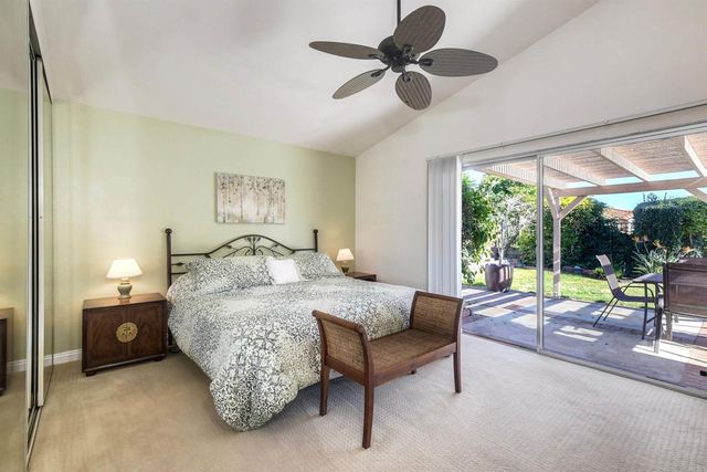 1684 Countryside Dr, Vista, CA 92081