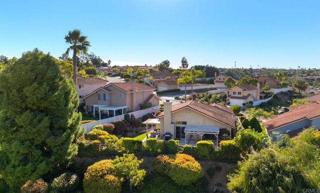 1684 Countryside Dr, Vista, CA 92081