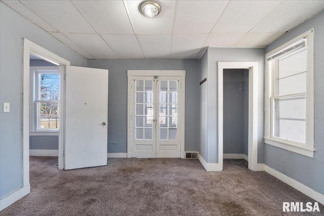 2947 13TH Avenue, Rock Island, IL 61201