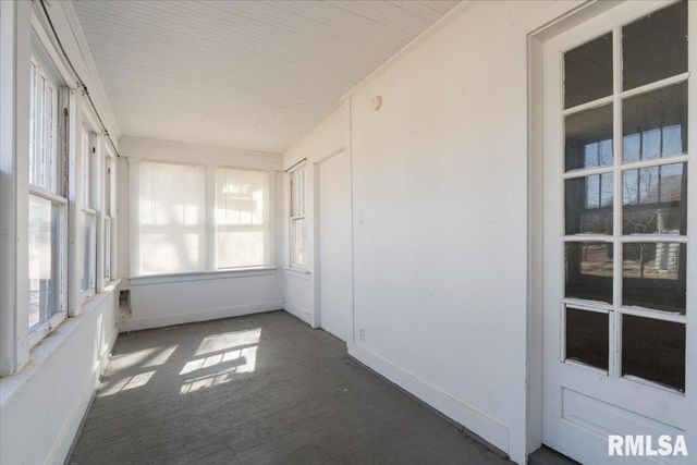 2947 13TH Avenue, Rock Island, IL 61201