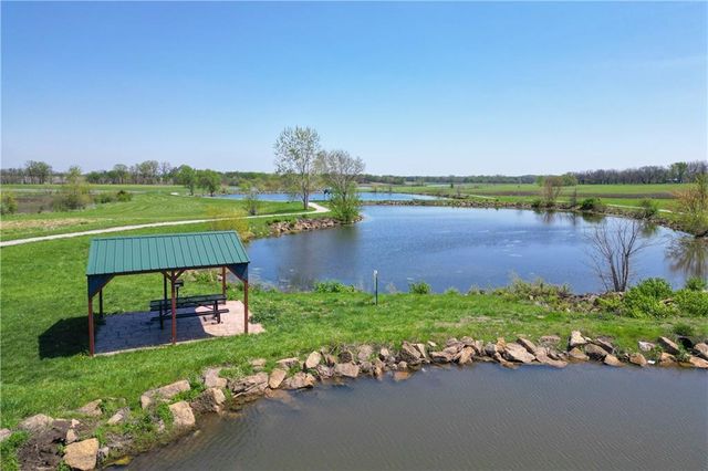 27610 E 128th Court, Lee's Summit, MO 64086