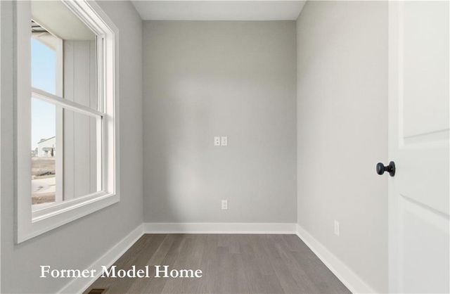 27610 E 128th Court, Lee's Summit, MO 64086