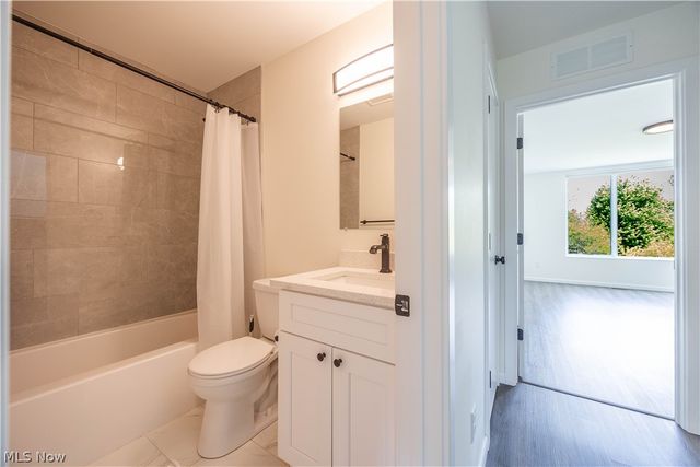 7132 Simpson Court, Cleveland, OH 44103
