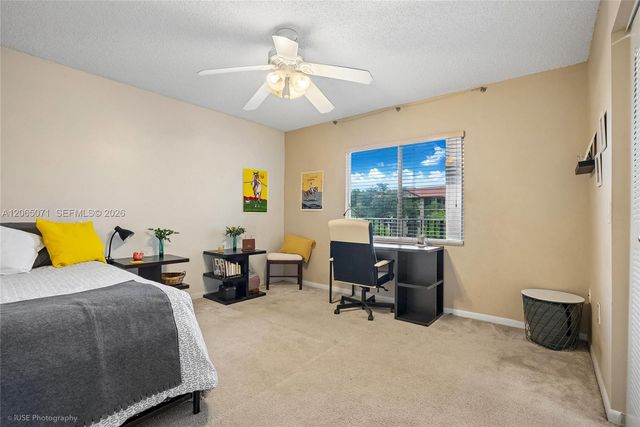 900 SW 142nd Avenue 301L, Pembroke Pines, FL 33027