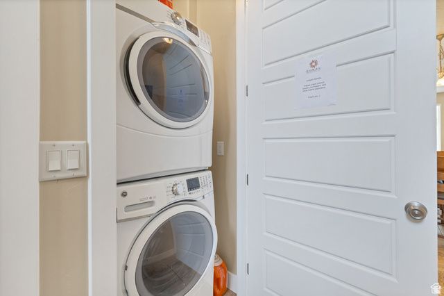 1709 W MYRTLE BEACH CT, St. George, UT 84770