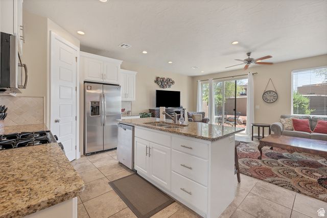 1709 W MYRTLE BEACH CT, St. George, UT 84770