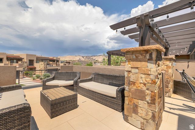 1709 W MYRTLE BEACH CT, St. George, UT 84770