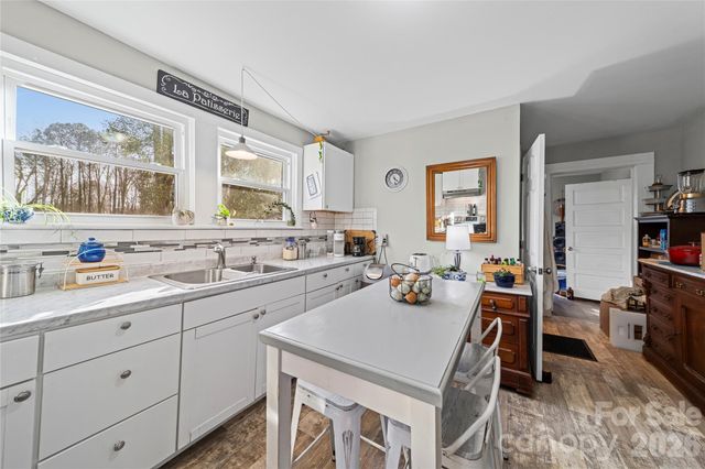 148 Newline Road, Mooresboro, NC 28114