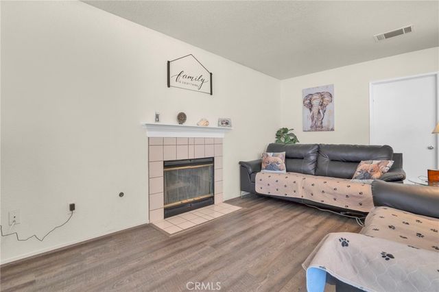 16991 Escala, Victorville, CA 92395
