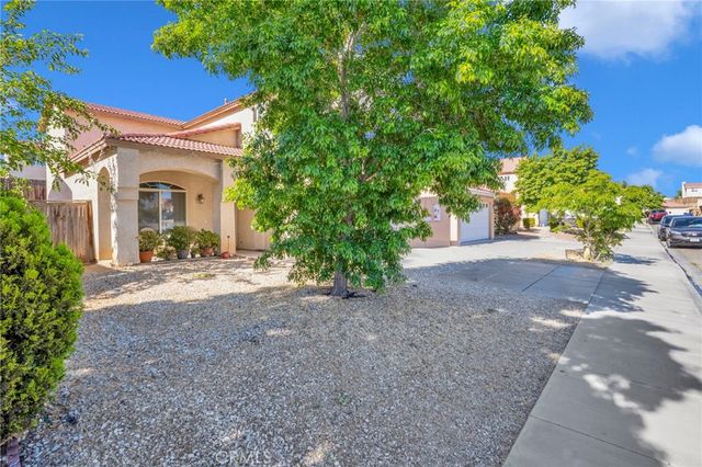 16991 Escala, Victorville, CA 92395