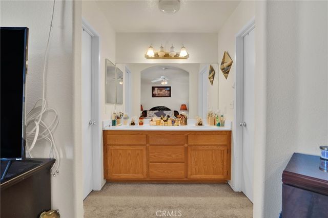 16991 Escala, Victorville, CA 92395