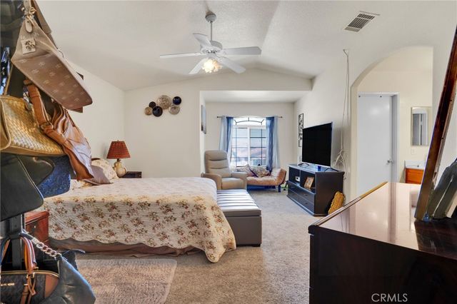 16991 Escala, Victorville, CA 92395