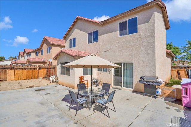 16991 Escala, Victorville, CA 92395