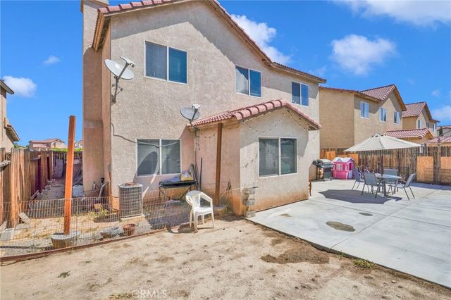 16991 Escala, Victorville, CA 92395