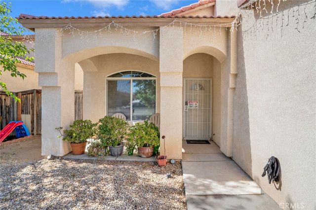16991 Escala, Victorville, CA 92395