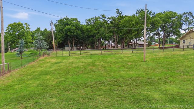 3263 W 72nd Street, Tulsa, OK 74132
