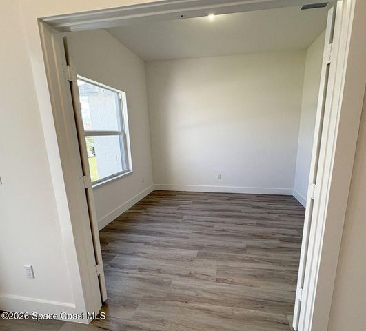 1782 Hallendale Avenue SW, Palm Bay, FL 32908