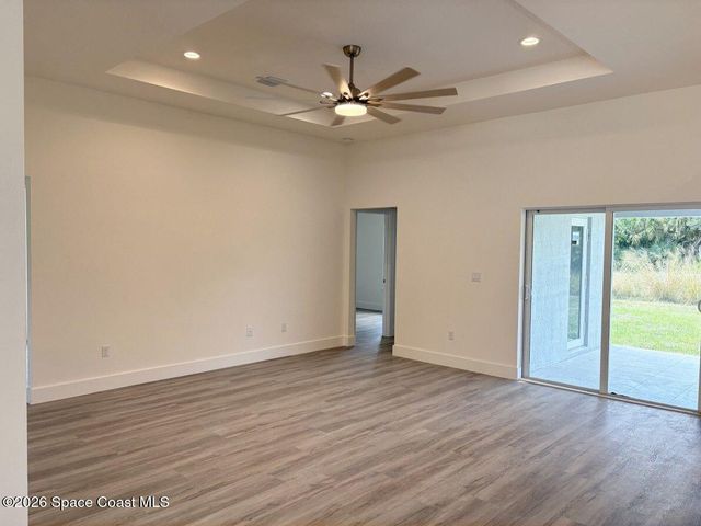 1782 Hallendale Avenue SW, Palm Bay, FL 32908