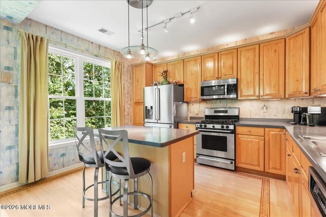 524 St Andrews Place, Manalapan, NJ 07726