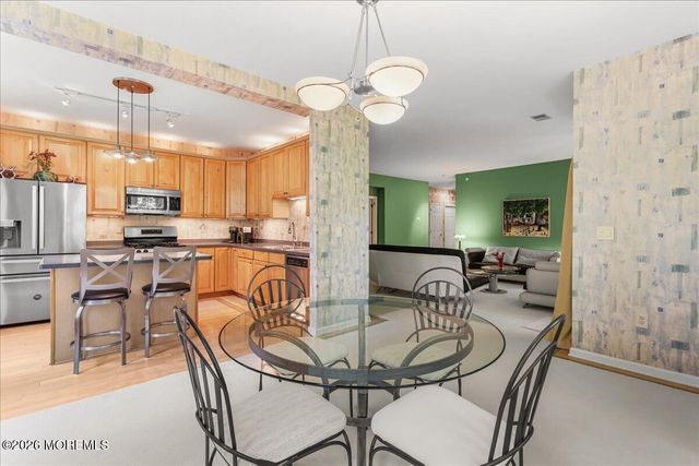 524 St Andrews Place, Manalapan, NJ 07726