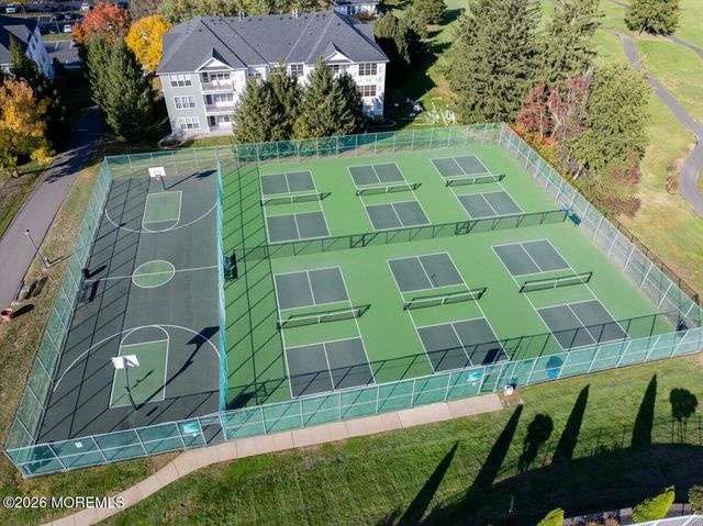 524 St Andrews Place, Manalapan, NJ 07726