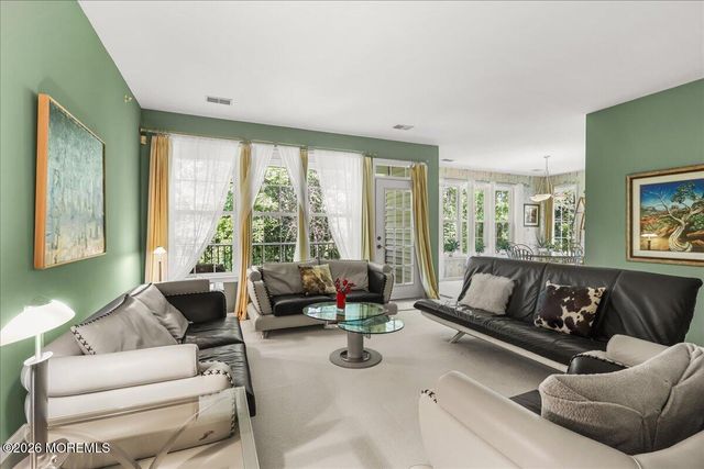 524 St Andrews Place, Manalapan, NJ 07726