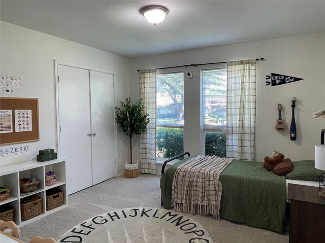 3801 Lofland Lane, Rowlett, TX 75088