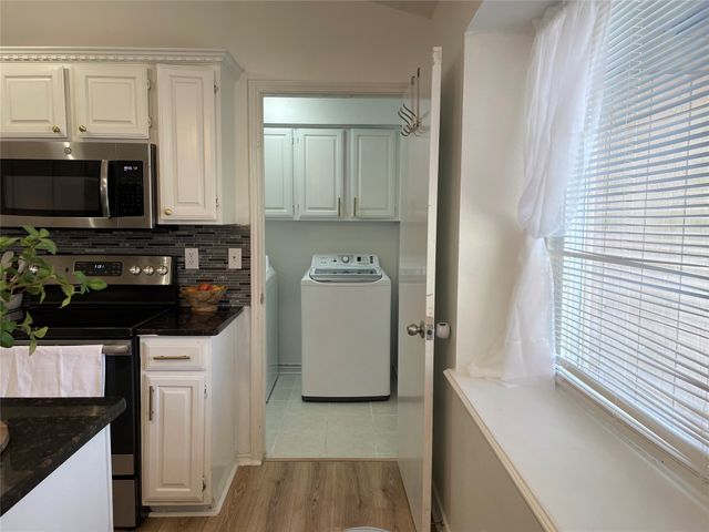 3801 Lofland Lane, Rowlett, TX 75088