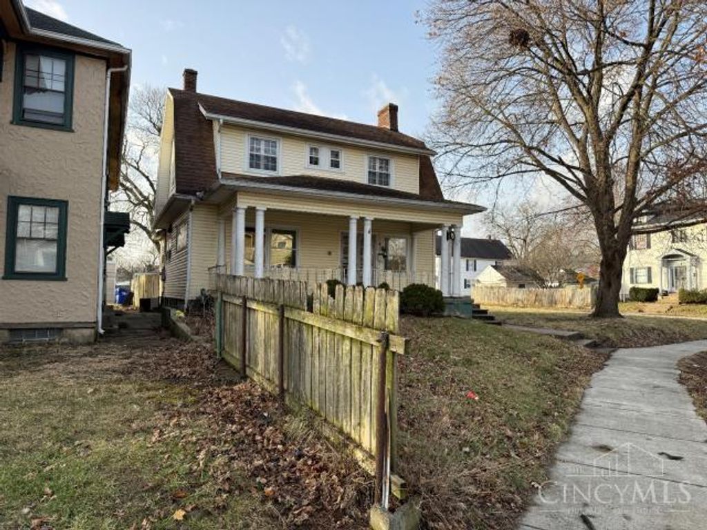 104 Five Oaks Avenue, Dayton, OH 45405