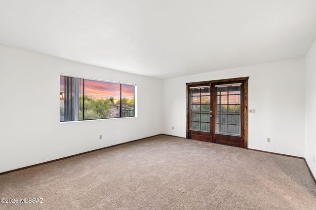 5060 N Calle Bosque, Tucson, AZ 85718