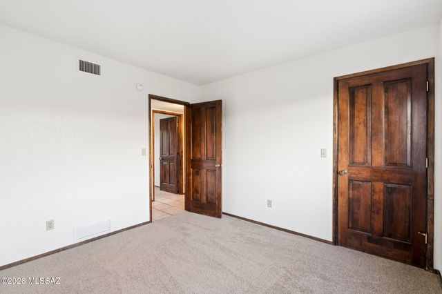 5060 N Calle Bosque, Tucson, AZ 85718