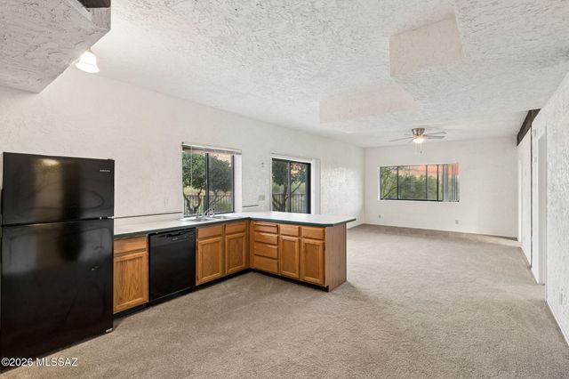 5060 N Calle Bosque, Tucson, AZ 85718