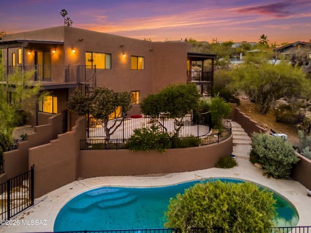 5060 N Calle Bosque, Tucson, AZ 85718