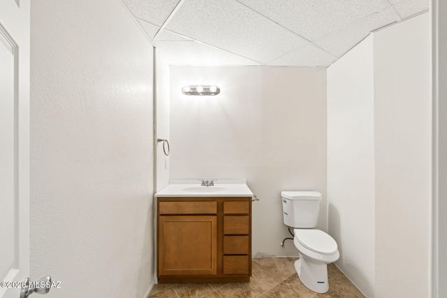 5060 N Calle Bosque, Tucson, AZ 85718
