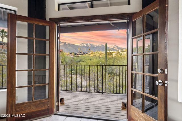 5060 N Calle Bosque, Tucson, AZ 85718