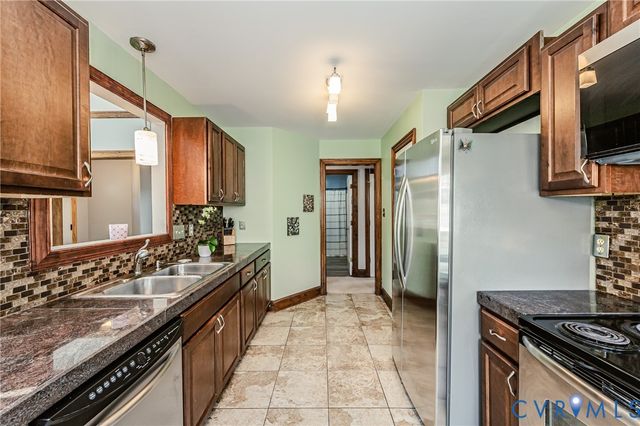 3607 E Chagford Ter, Chester, VA 23831