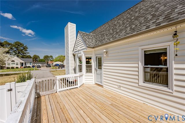 3607 E Chagford Ter, Chester, VA 23831