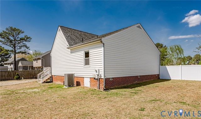 3607 E Chagford Ter, Chester, VA 23831