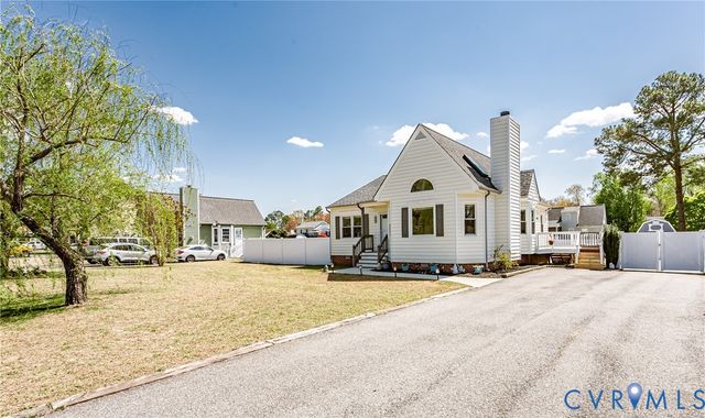 3607 E Chagford Ter, Chester, VA 23831
