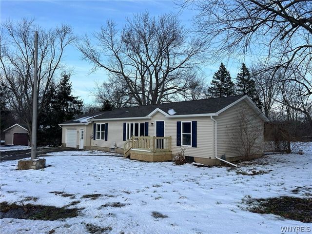 10966 South Roberts, Dunkirk, NY 14048
