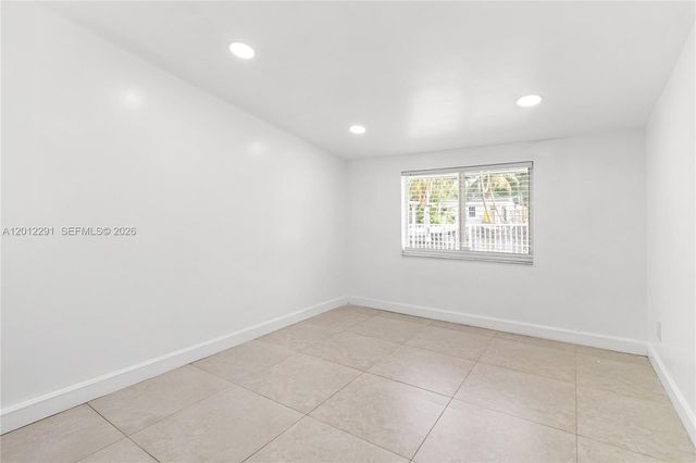 2729 Harding St, Hollywood, FL 33020